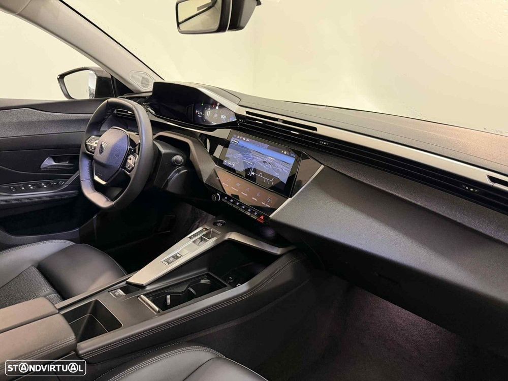 Peugeot 308 SW 1.2 PureTech Allure EAT8 - 11