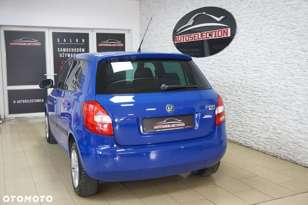Skoda Fabia - 6