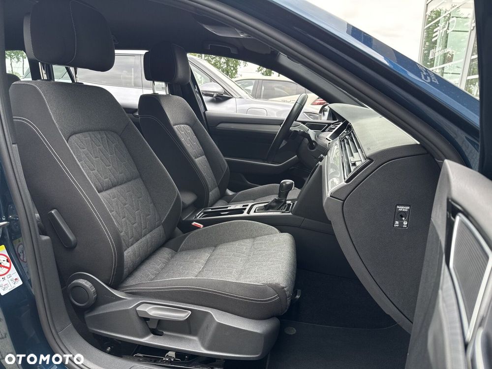 Volkswagen Passat Variant 2.0 TDI EVO Business DSG - 12