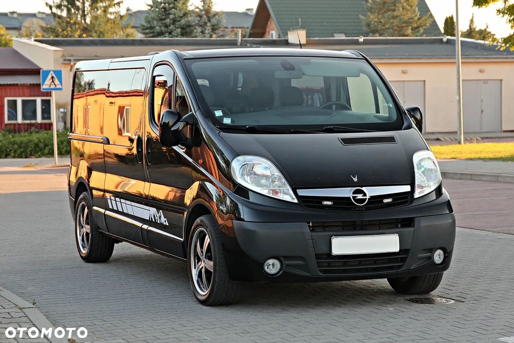 Opel Vivaro - 2