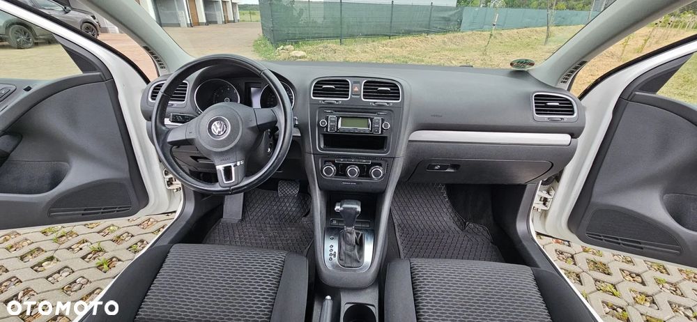 Volkswagen Golf 1.6 DSG Trendline - 17