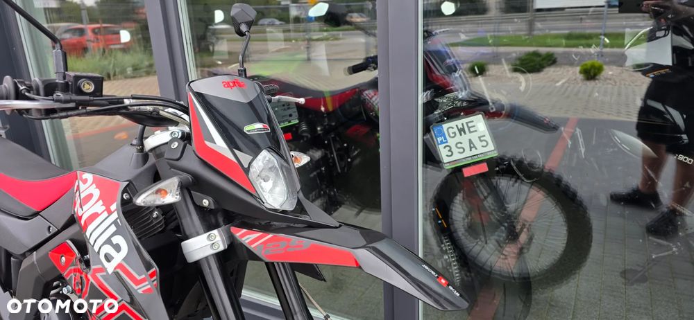 Aprilia RX - 8