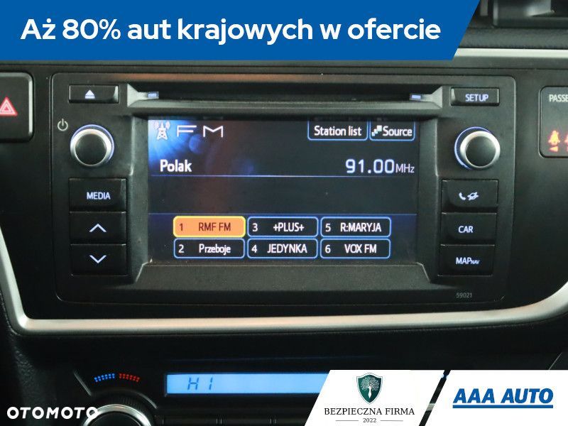 Toyota Auris - 10