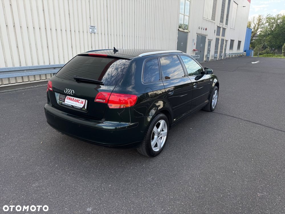 Audi A3 Sportback 1.9 TDI S line Sportpaket plus - 8