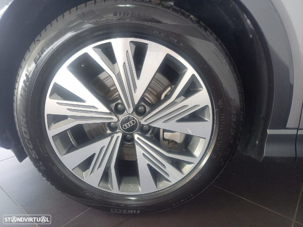 Audi Q4 e-tron 40 82 kWH - 11