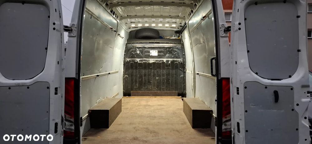 Iveco Daily - 7