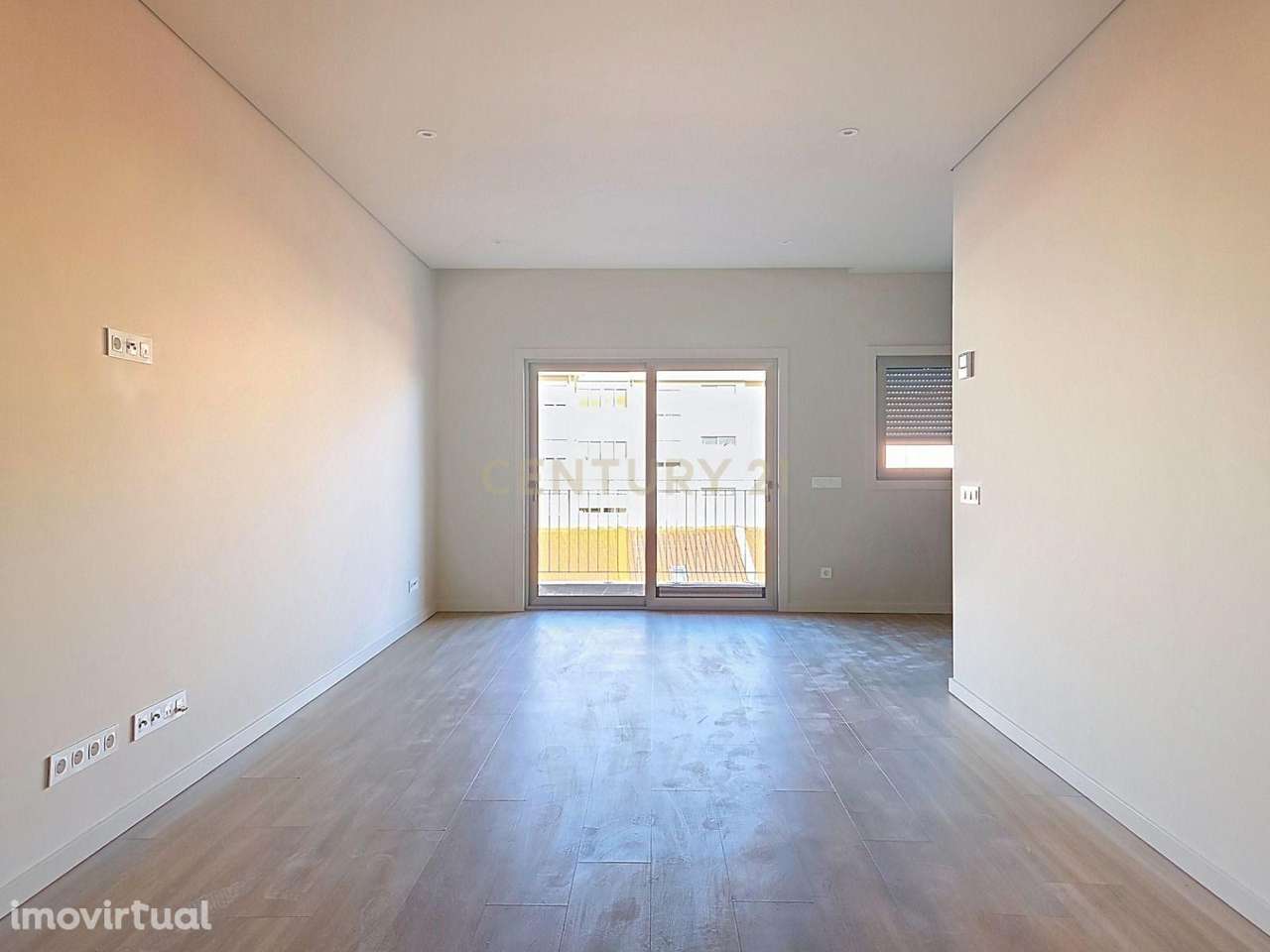 T2 novo para Arrendamento com garagem Box - Grande imagem: 5/21