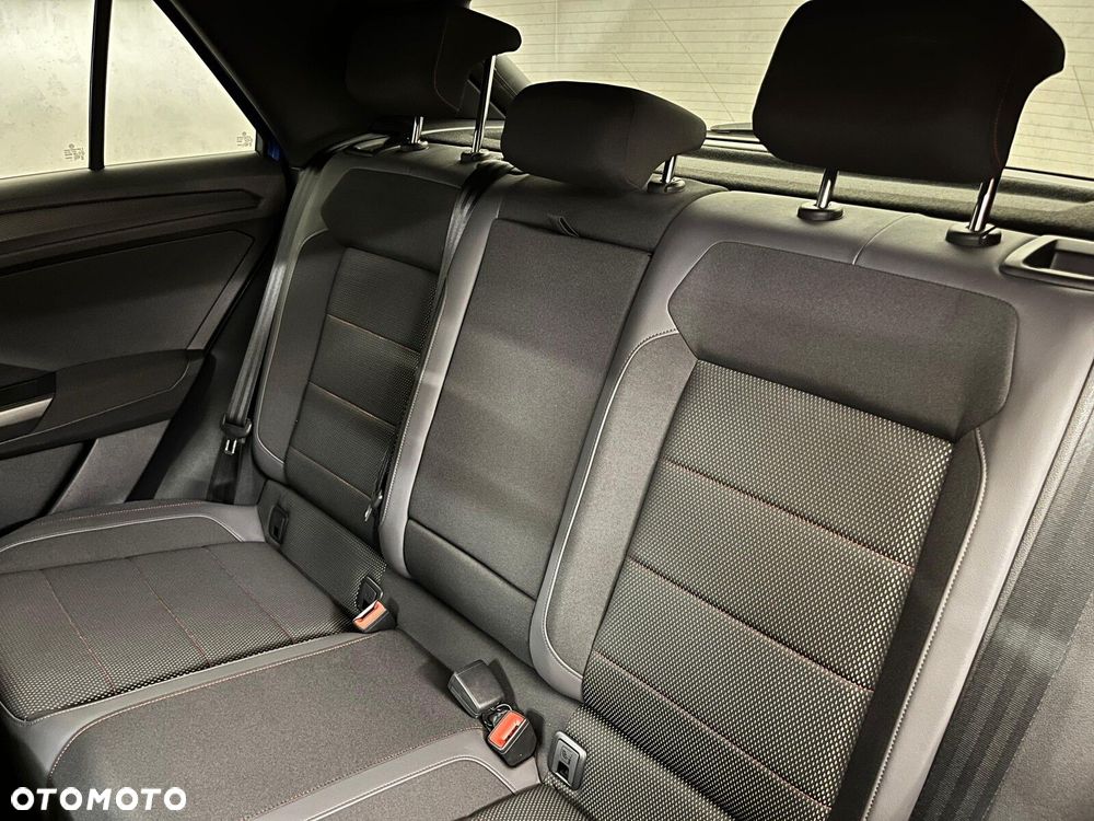 Volkswagen T-Roc 1.5 TSI GPF ACT Premium - 27