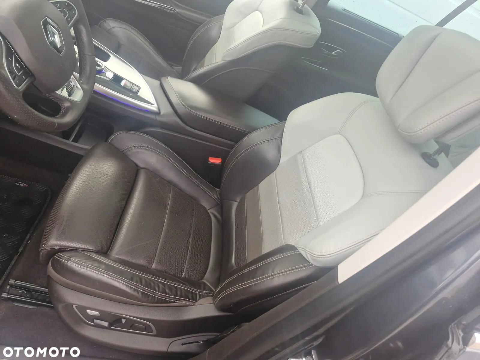 Renault Espace 1.8 TCe FAP Energy Initiale Paris EDC - 28