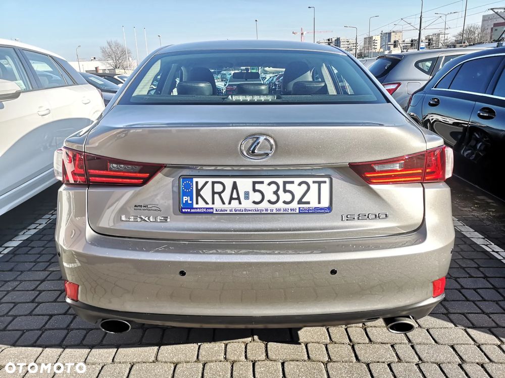 Lexus IS 200t Executive Line - 4
