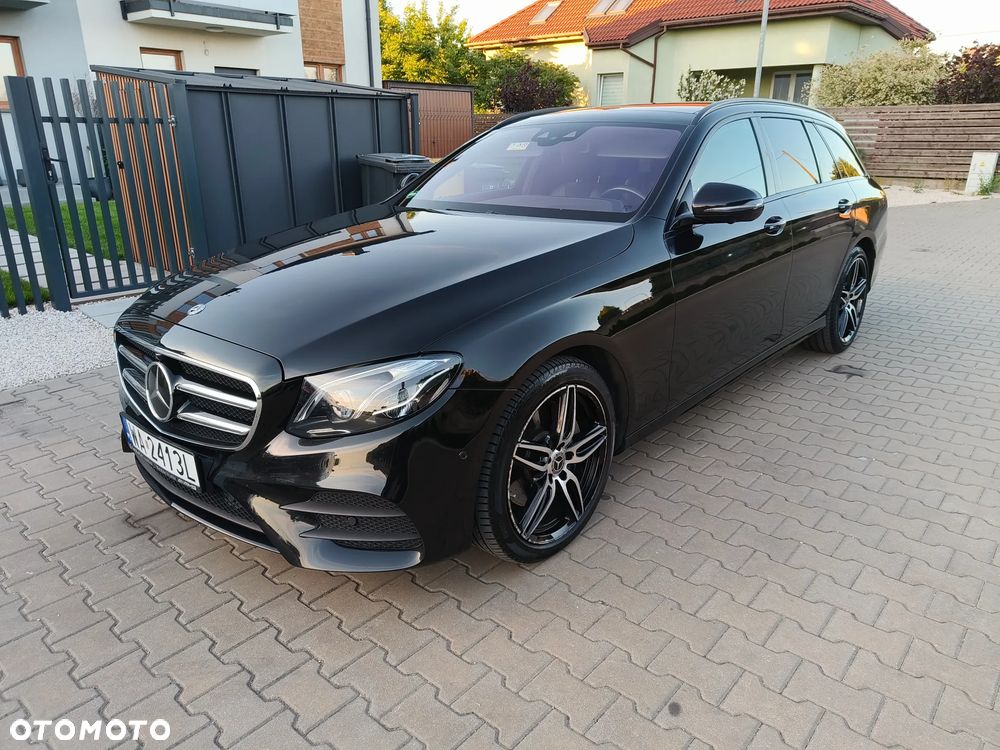 Mercedes-Benz Klasa E 220 d 4-Matic 9G-TRONIC - 4