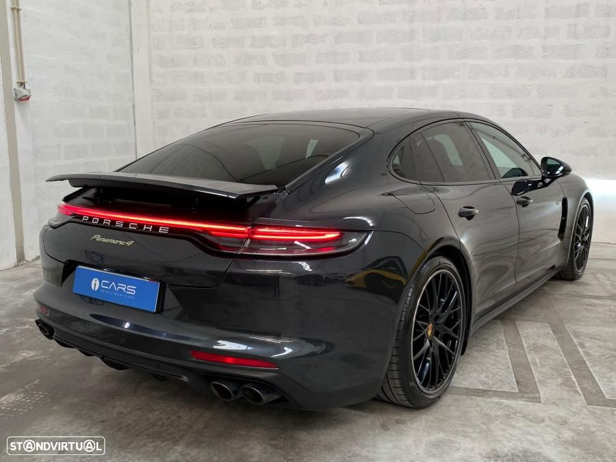 Porsche Panamera 4 E-Hybrid Platinum Edition - 3