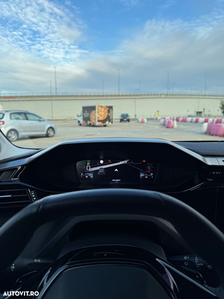 Peugeot 408 1.2L PureTech 130 S&S EAT8 Allure - 16