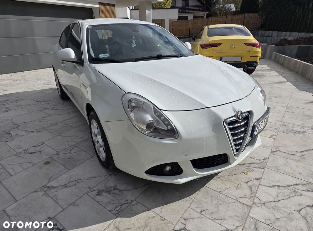 Alfa Romeo Giulietta 1.4 TB Distinctive - 1