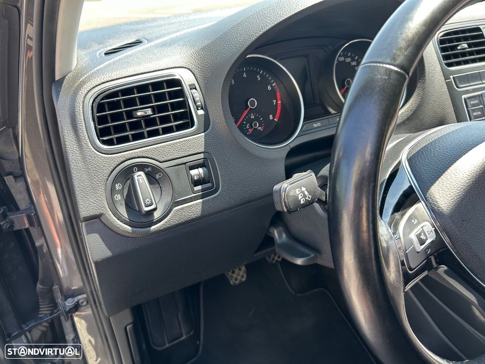 VW Polo 1.0 Confortline - 27