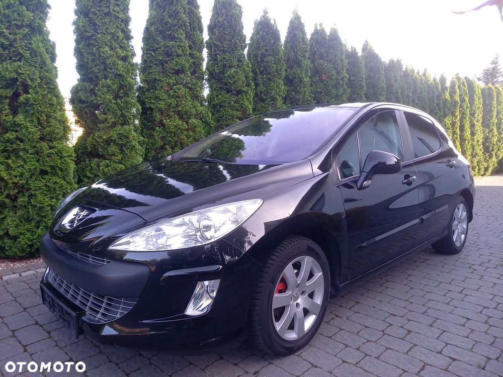 Peugeot 308 - 8