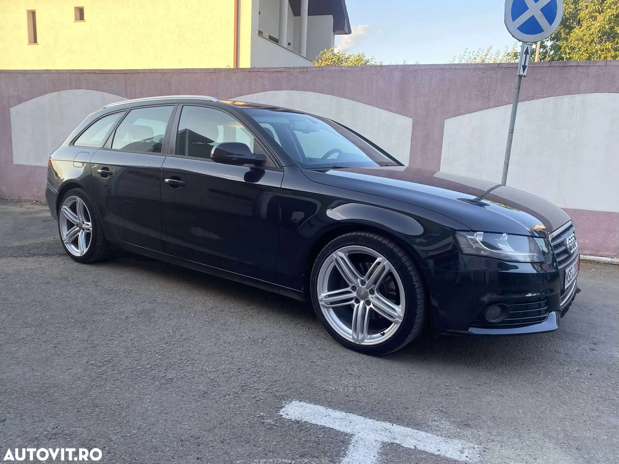 Audi A4 Avant 2.0 TDI DPF Ambiente - 2