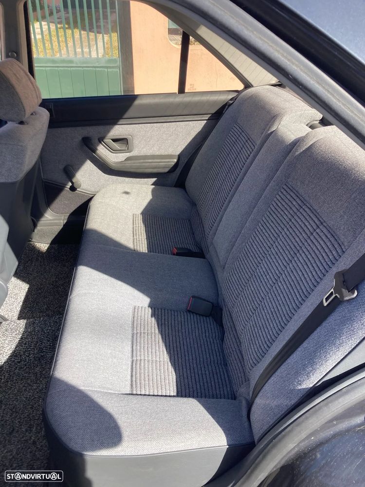 Peugeot 405 1.4 GR - 4