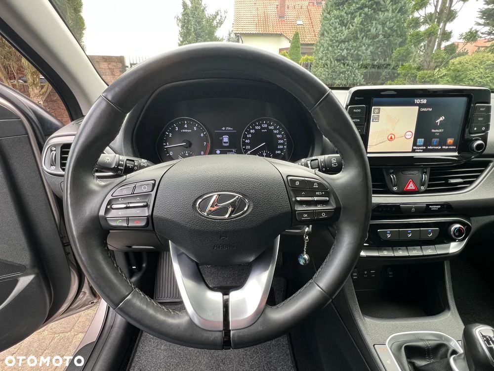 Hyundai i30 1.4 T-GDI Style - 23