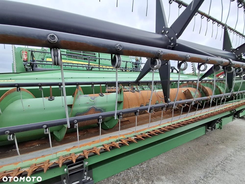 John Deere T550i - 17