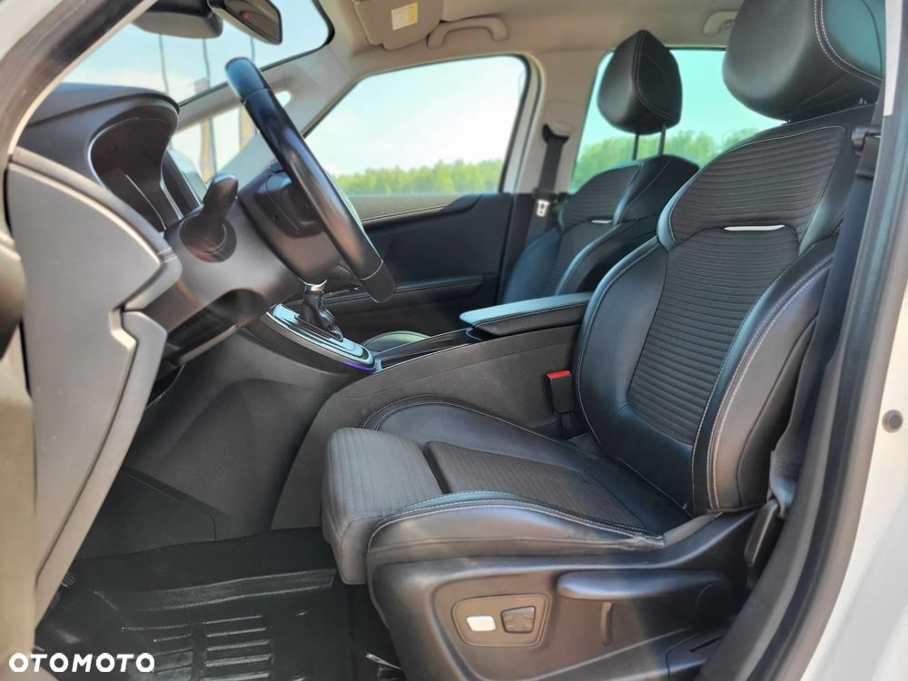 Renault Scenic - 16