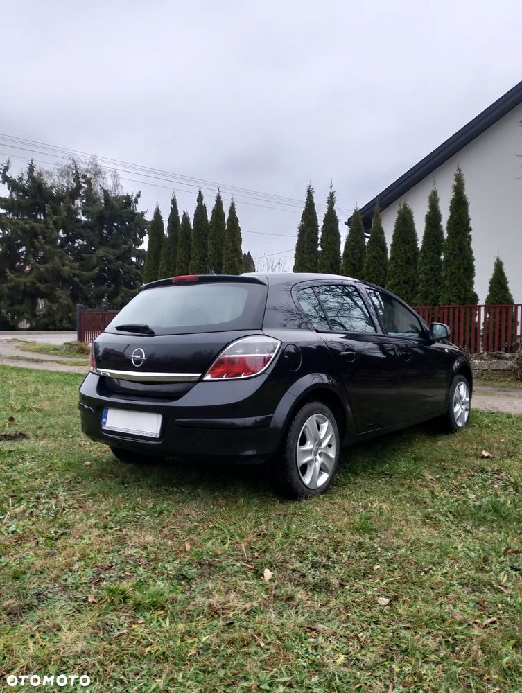 Opel Astra - 4