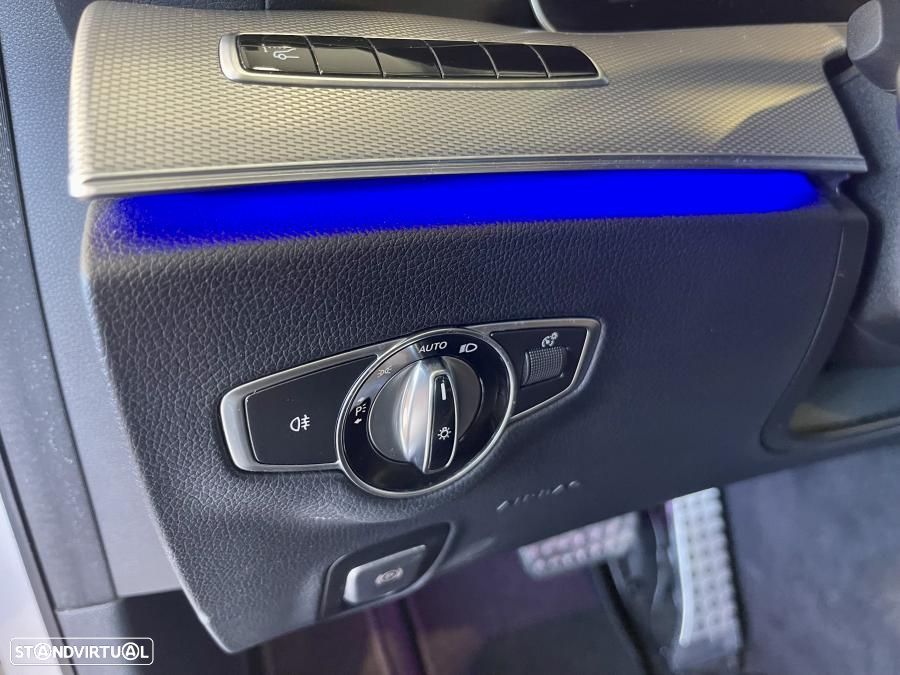 Mercedes-Benz E 220 d AMG Line - 17