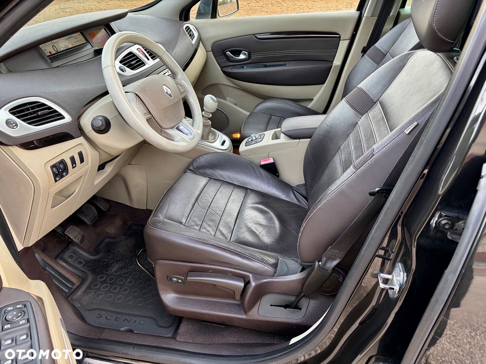 Renault Scenic 1.9 dCi Luxe Privilege - 25