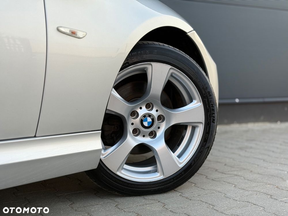 BMW Seria 3 318d DPF - 18