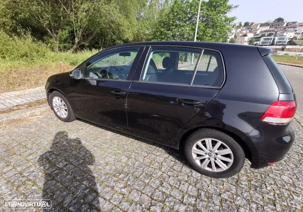 VW Golf 2.0 TDi DPF Comfortline - 4