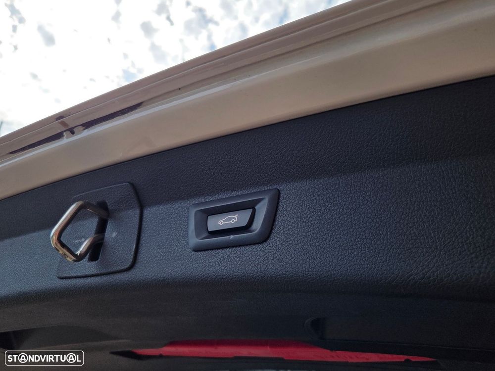 BMW 218 Gran Tourer i Line Luxury Auto - 29