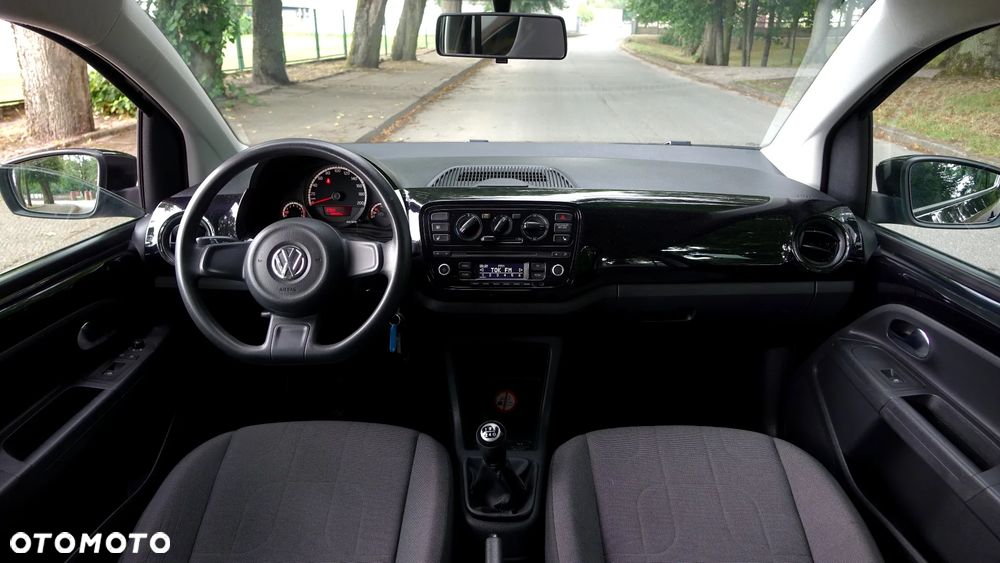 Volkswagen up! move - 9