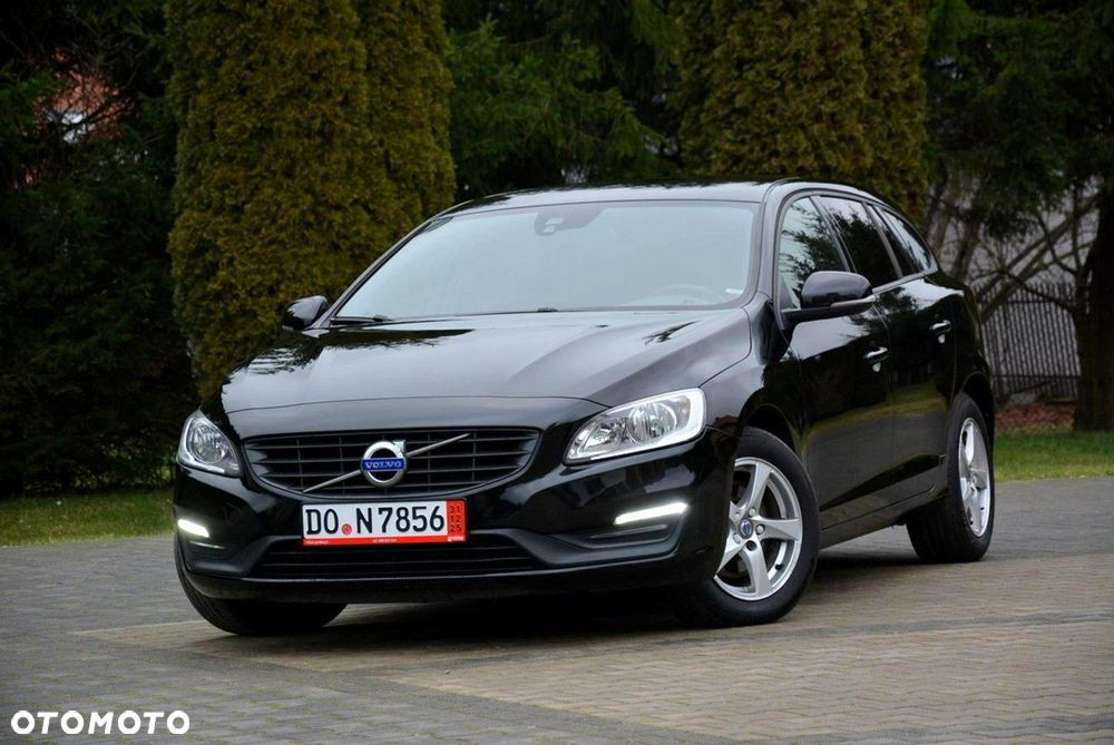 Volvo V60 D4 Geartronic Momentum Pro - 9
