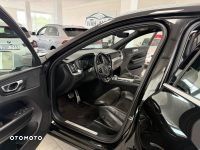 Volvo XC 60 T8 AWD Plug-In Hybrid R-Design - 22