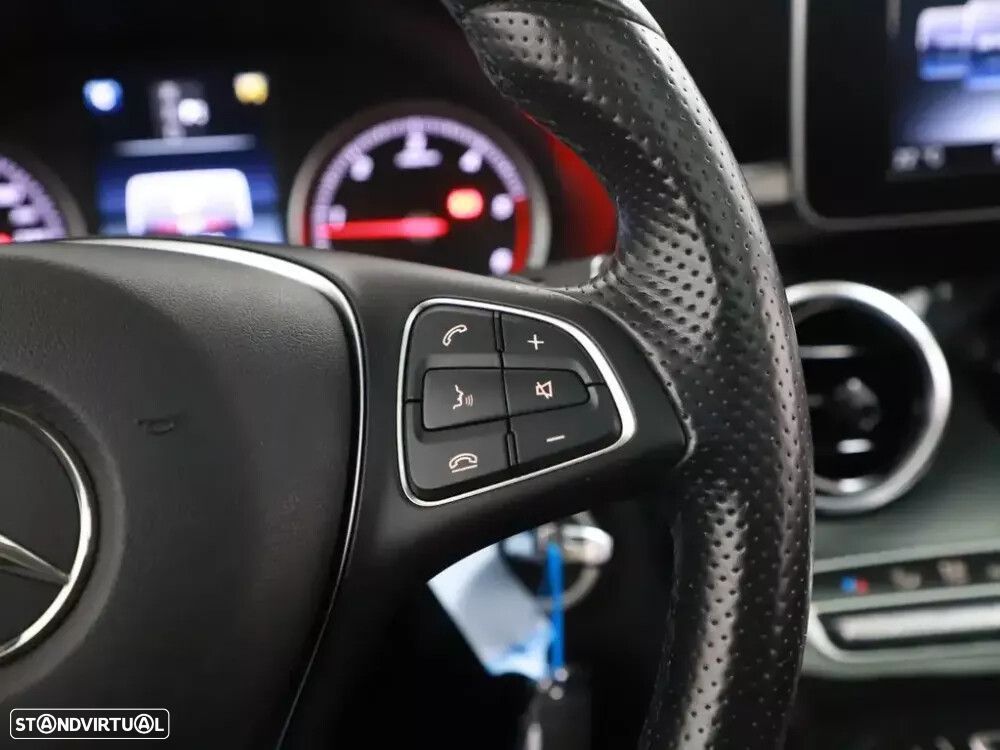 Mercedes-Benz GLC 220 - 9