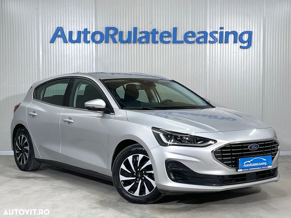 Ford Focus 2024 photo 2