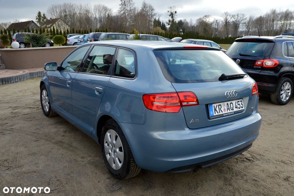 Audi A3 Sportback 1.6 TDI Attraction - 22