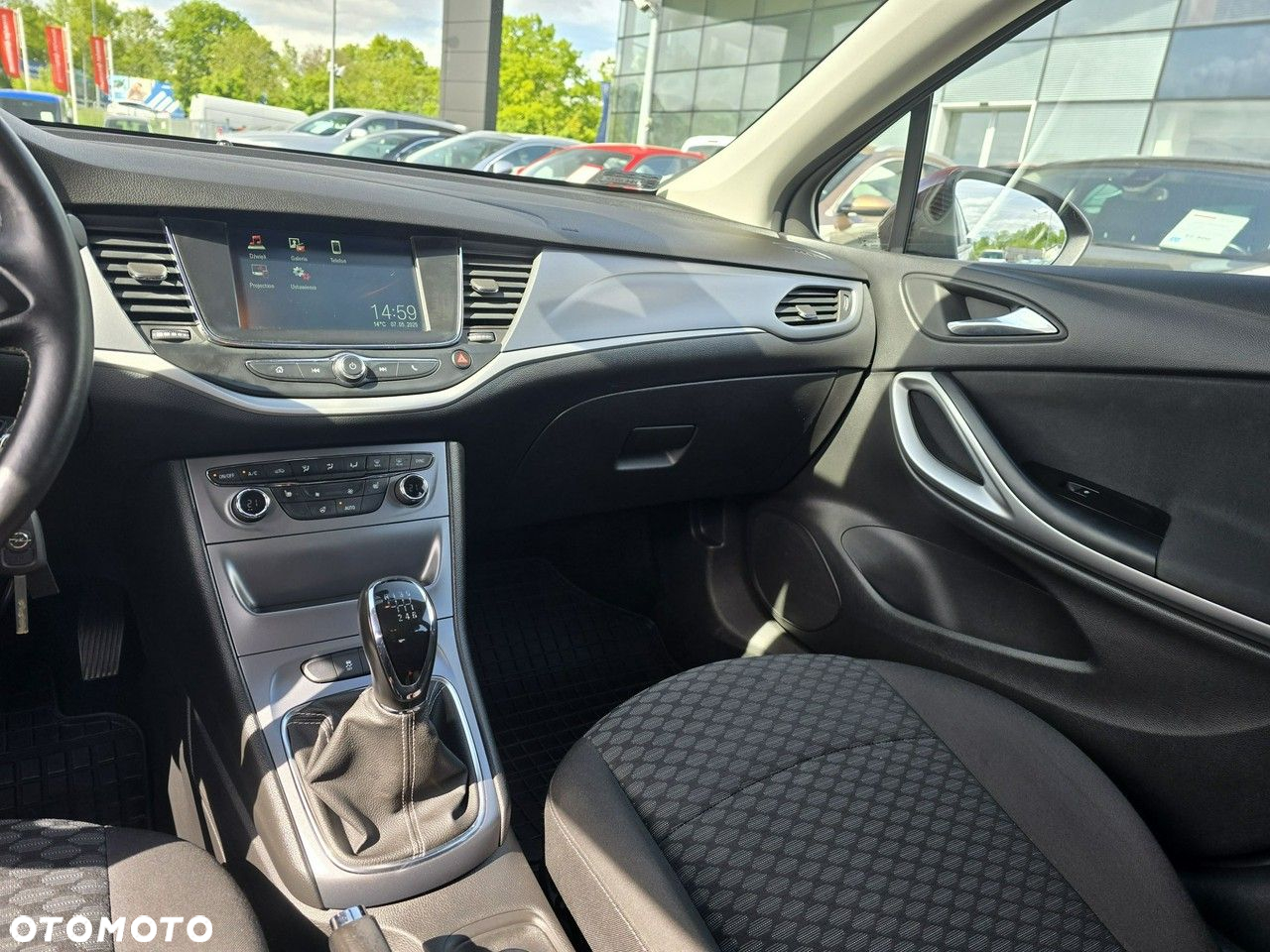 Opel Astra - 25
