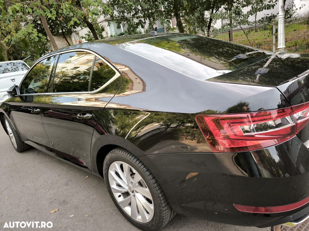 Skoda Superb 2.0 TSI DSG 4X4 Style - 9