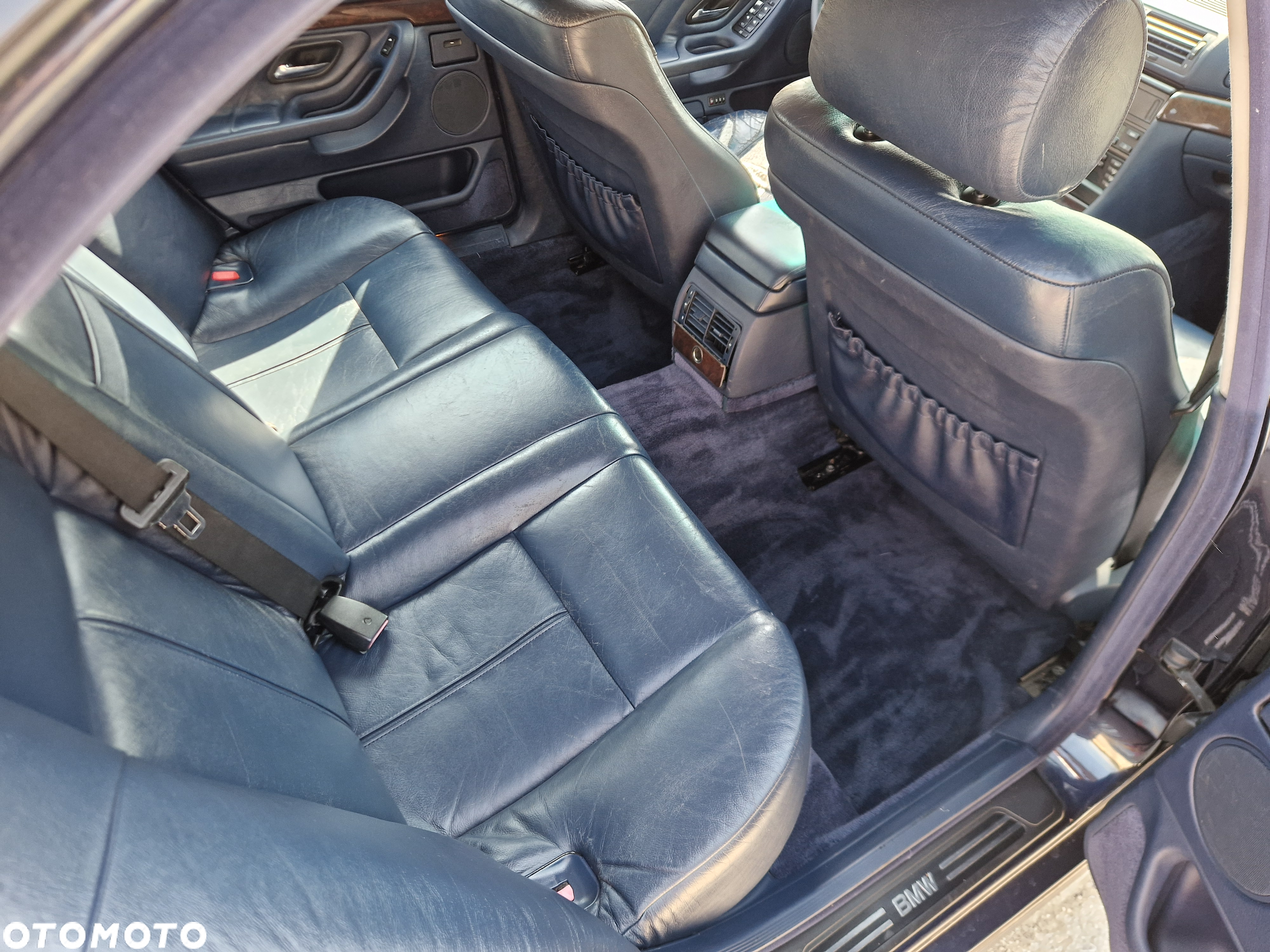 BMW Seria 7 - 31