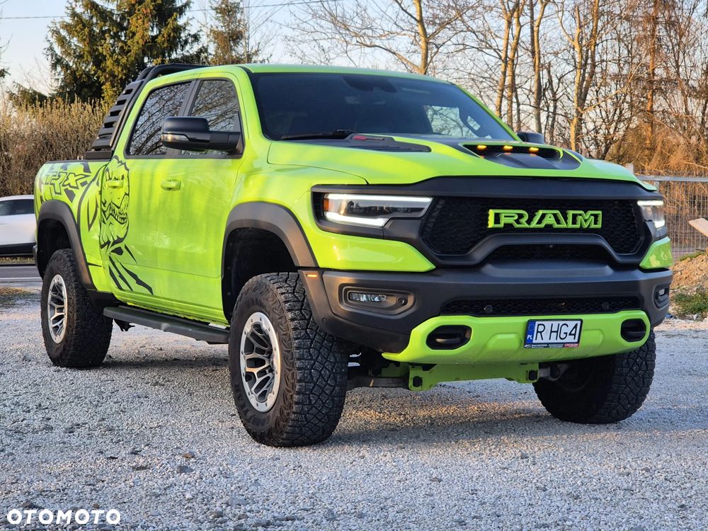 RAM 1500 5.7 Crew Cab Shortbed Limited Black - 24