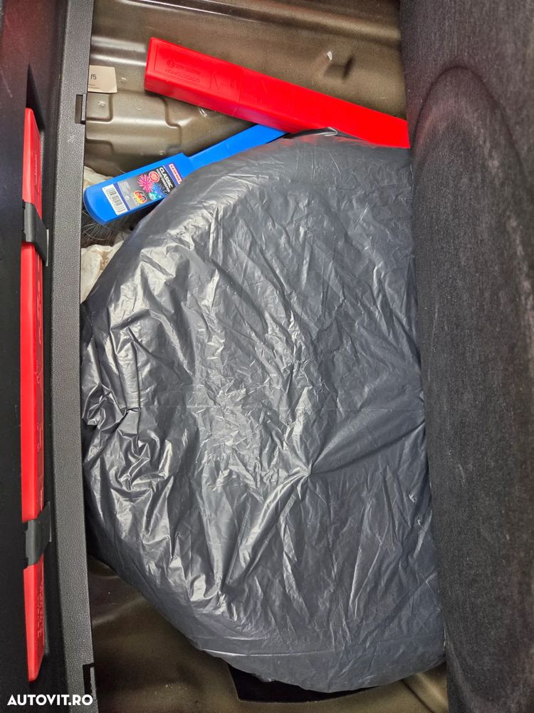 Skoda Superb 2.0 TDI DSG 4X4 Sportline - 13