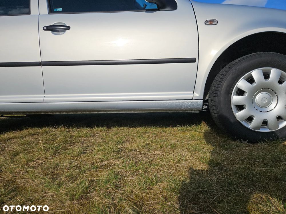 Volkswagen Golf 1.6 Basis - 13