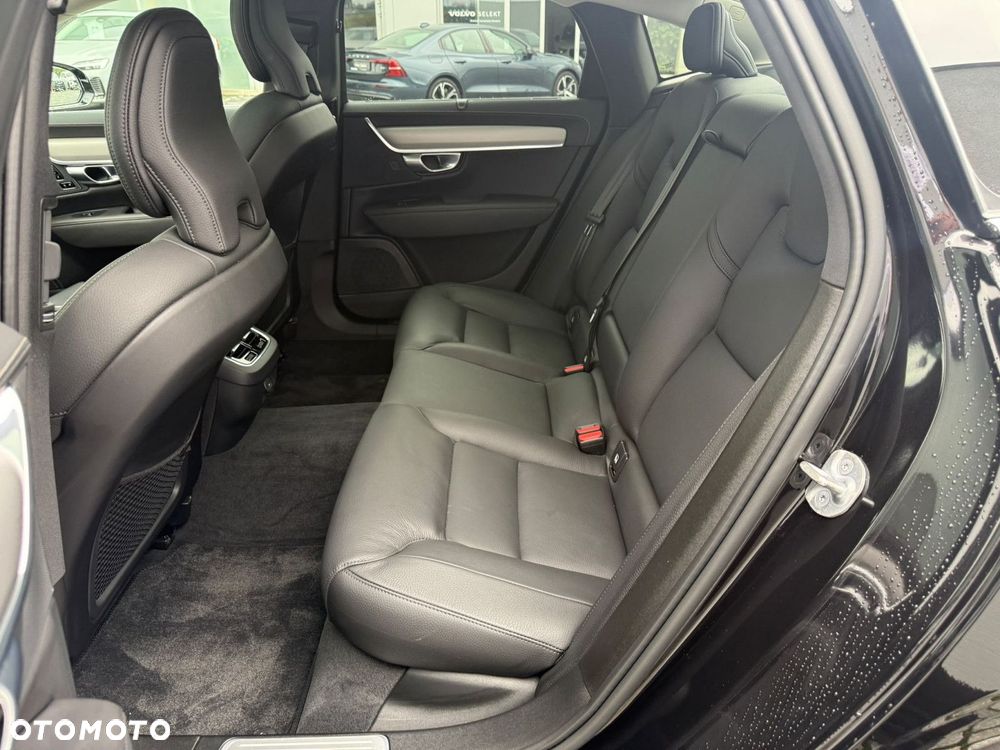 Volvo S90 - 26