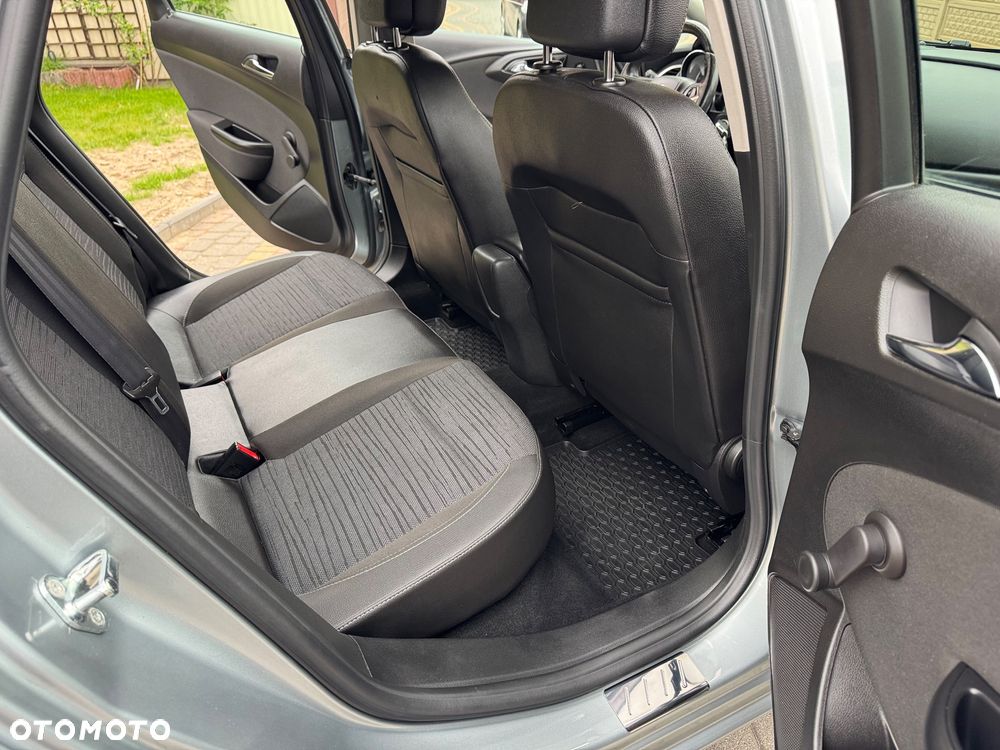 Opel Astra 1.6 Enjoy EU6 - 14