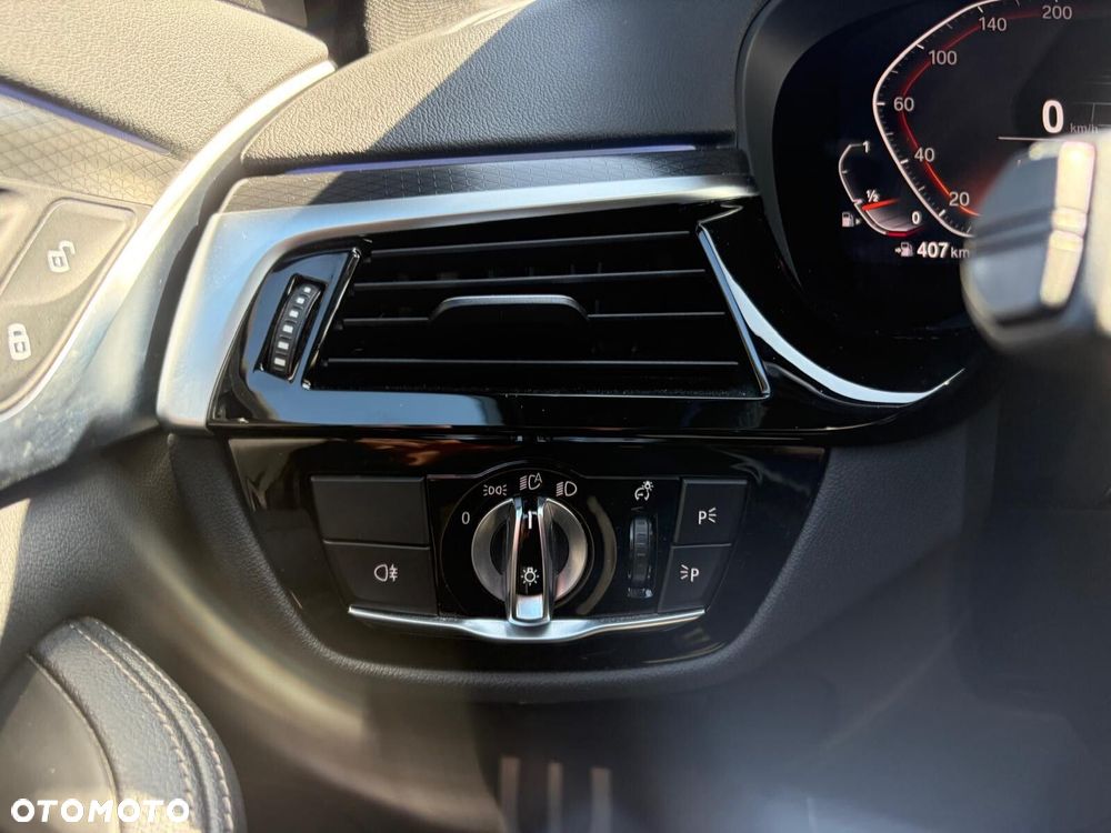 BMW Seria 5 - 13
