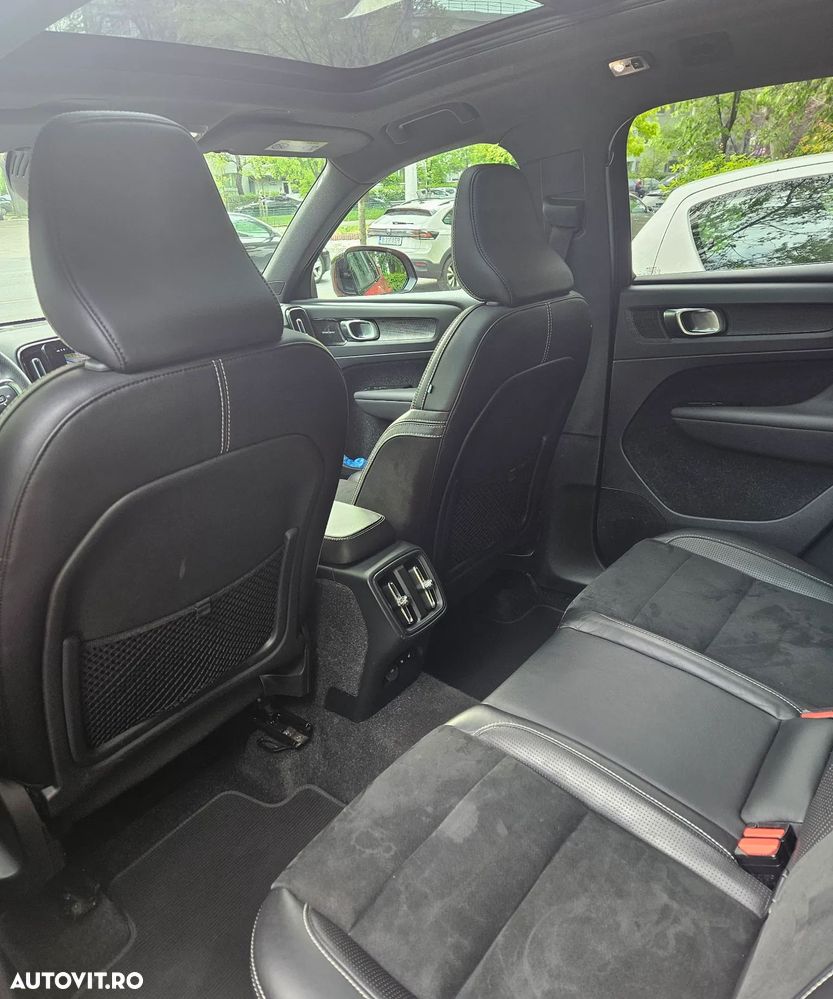 Volvo XC 40 D4 AWD R-Design - 4