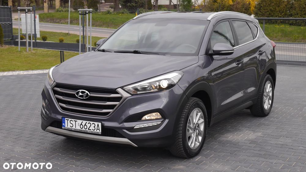 Hyundai Tucson blue 1.7 CRDi 2WD Intro Edition - 10