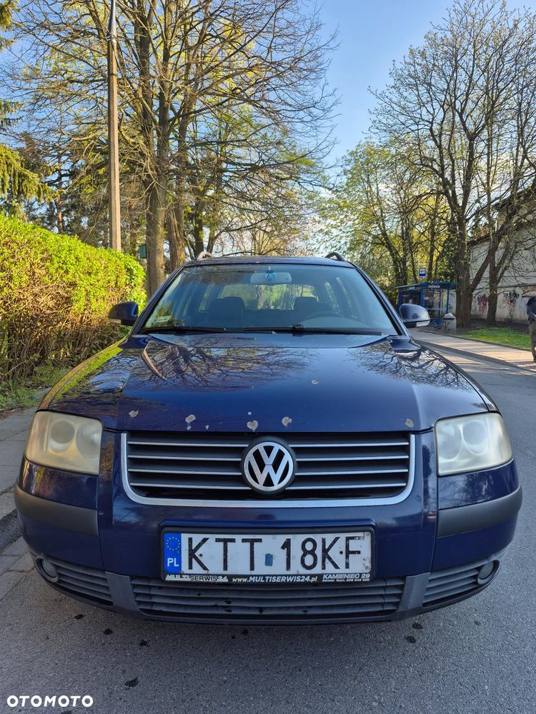 Volkswagen Passat 1.9 TDI Basis Tiptr - 2
