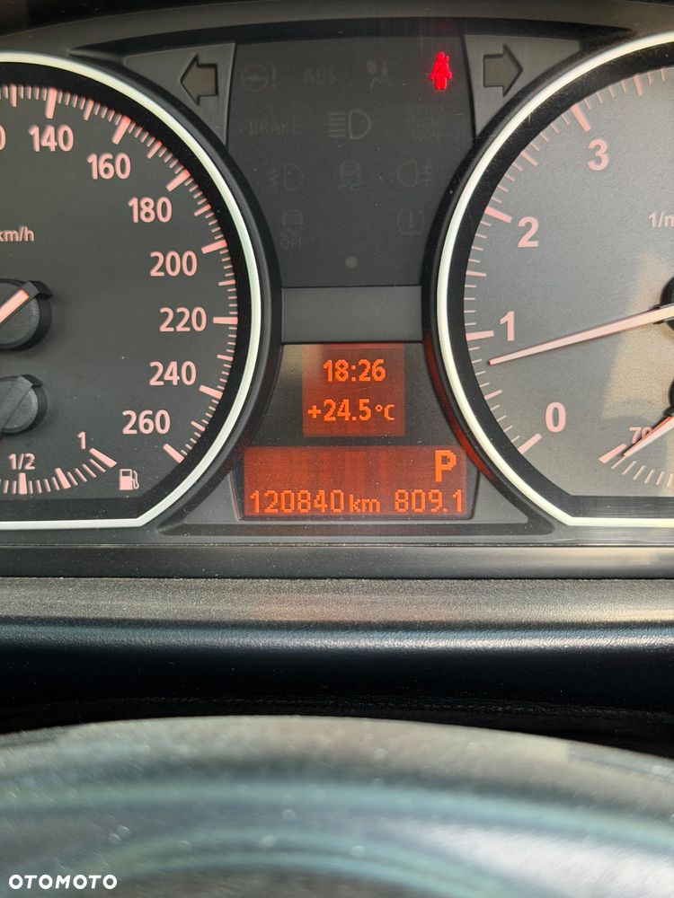BMW Seria 1 - 13